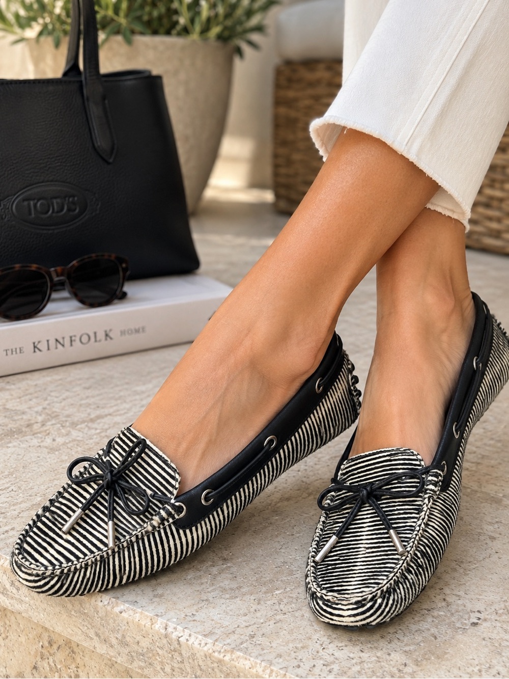Tod's Gommino Black White Striped Haircalf Driving Loafers Shoes 38